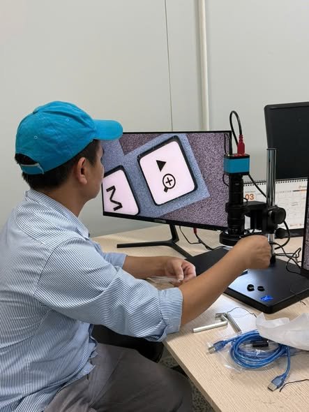 KÍNH HIỂN VI SOI NỔI CCD-745