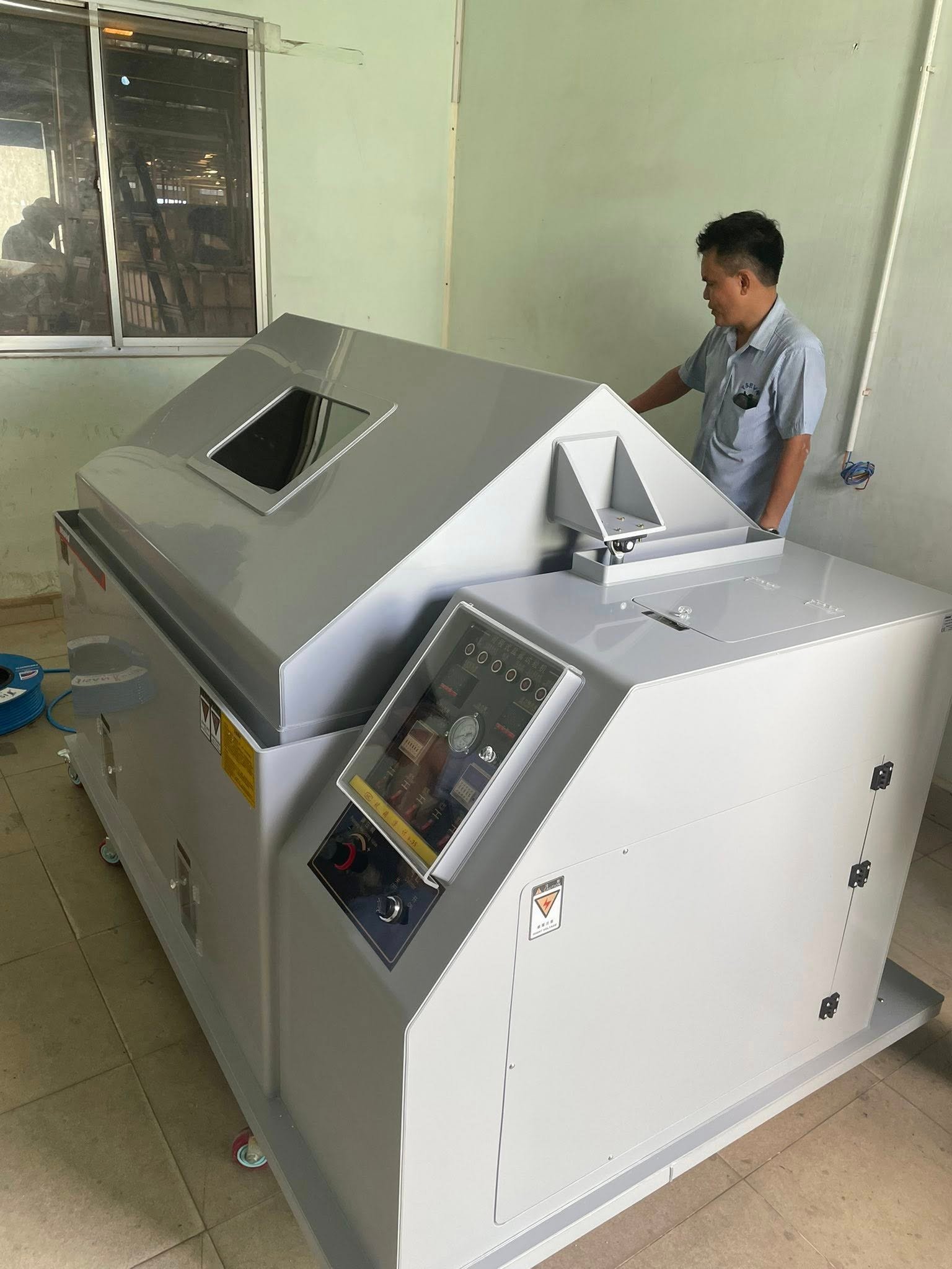 Máy Phun Muối SH-120